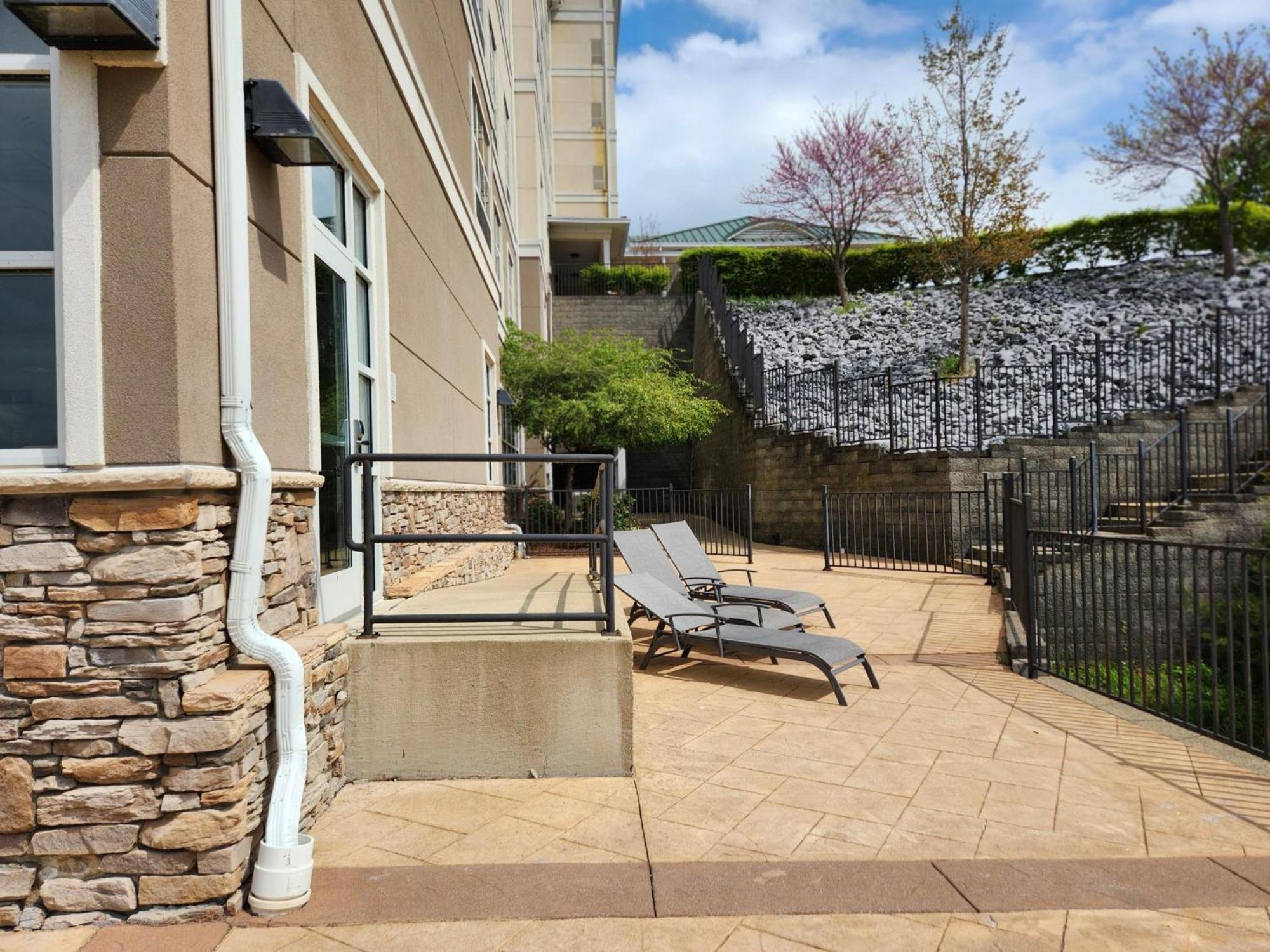 Hotel Doubletree By Hilton Front Royal Blue Ridge Shadows Extérieur photo