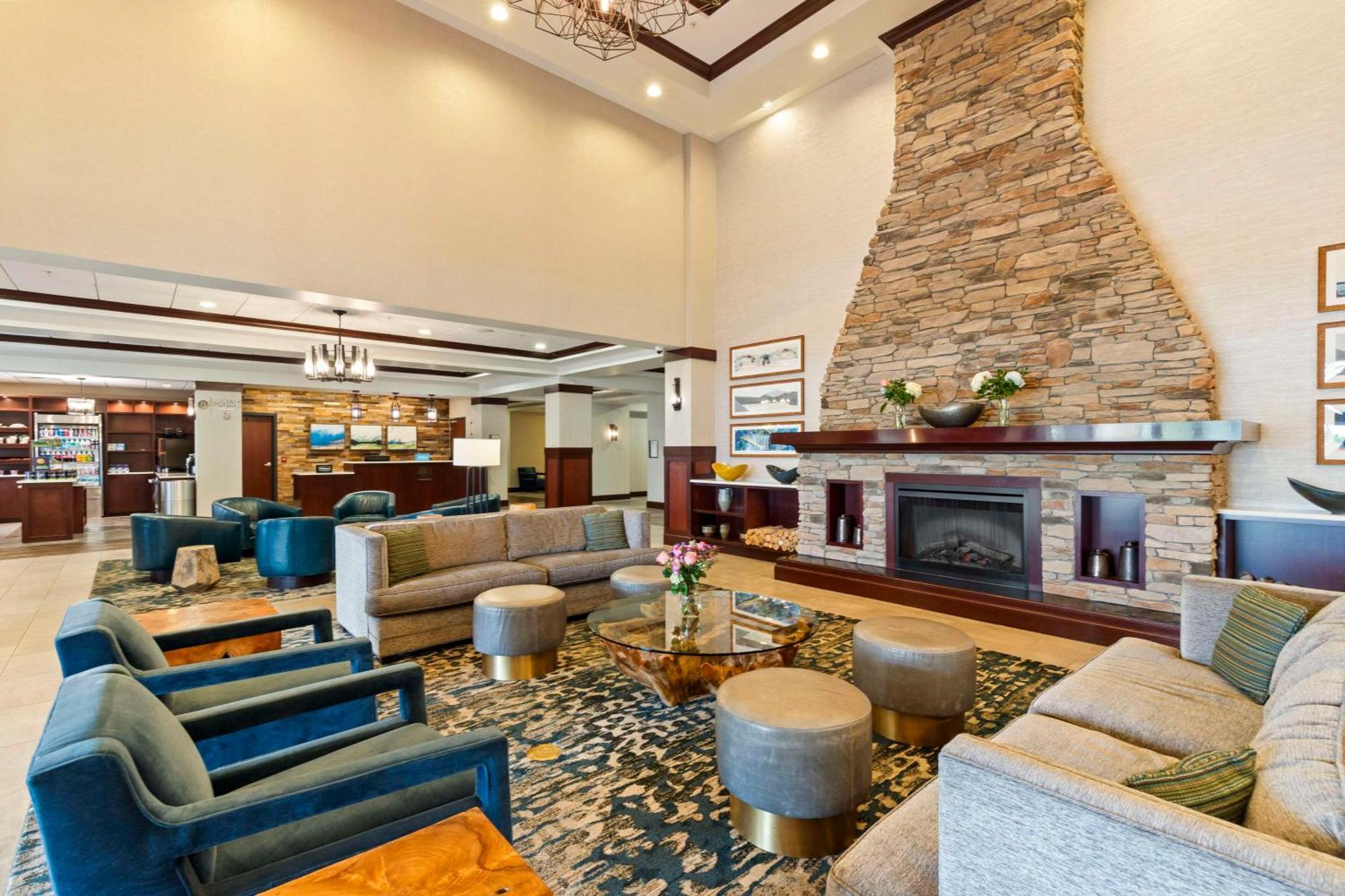 Hotel Doubletree By Hilton Front Royal Blue Ridge Shadows Extérieur photo