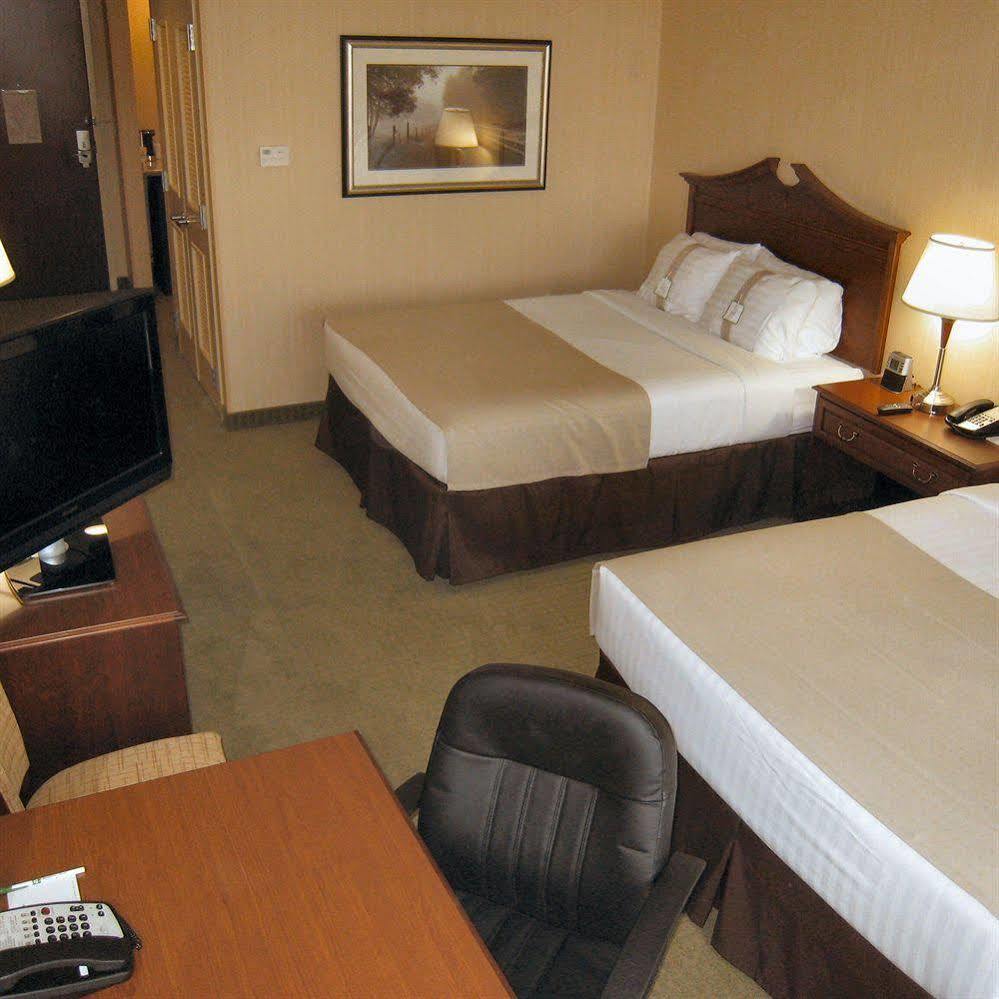 Hotel Doubletree By Hilton Front Royal Blue Ridge Shadows Chambre photo